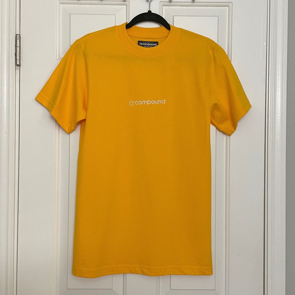 Heavy Cotton Bright Yellow Orange Compound Logo T-Shirt Men's Unisex Size Small